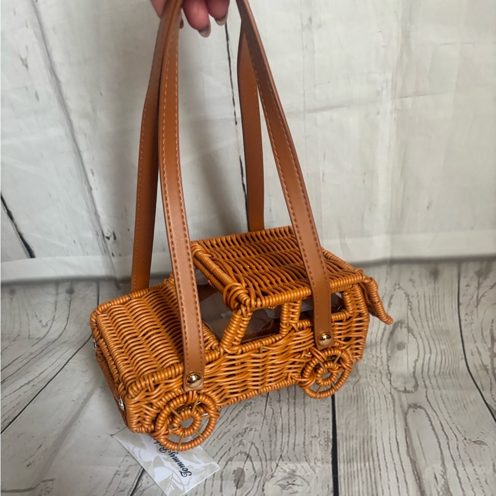 NWT Wicker Car Jeep Shaped Handbag Tommy Bahama Viral Tik Tok Bag Brown Tan - Picture 5 of 11